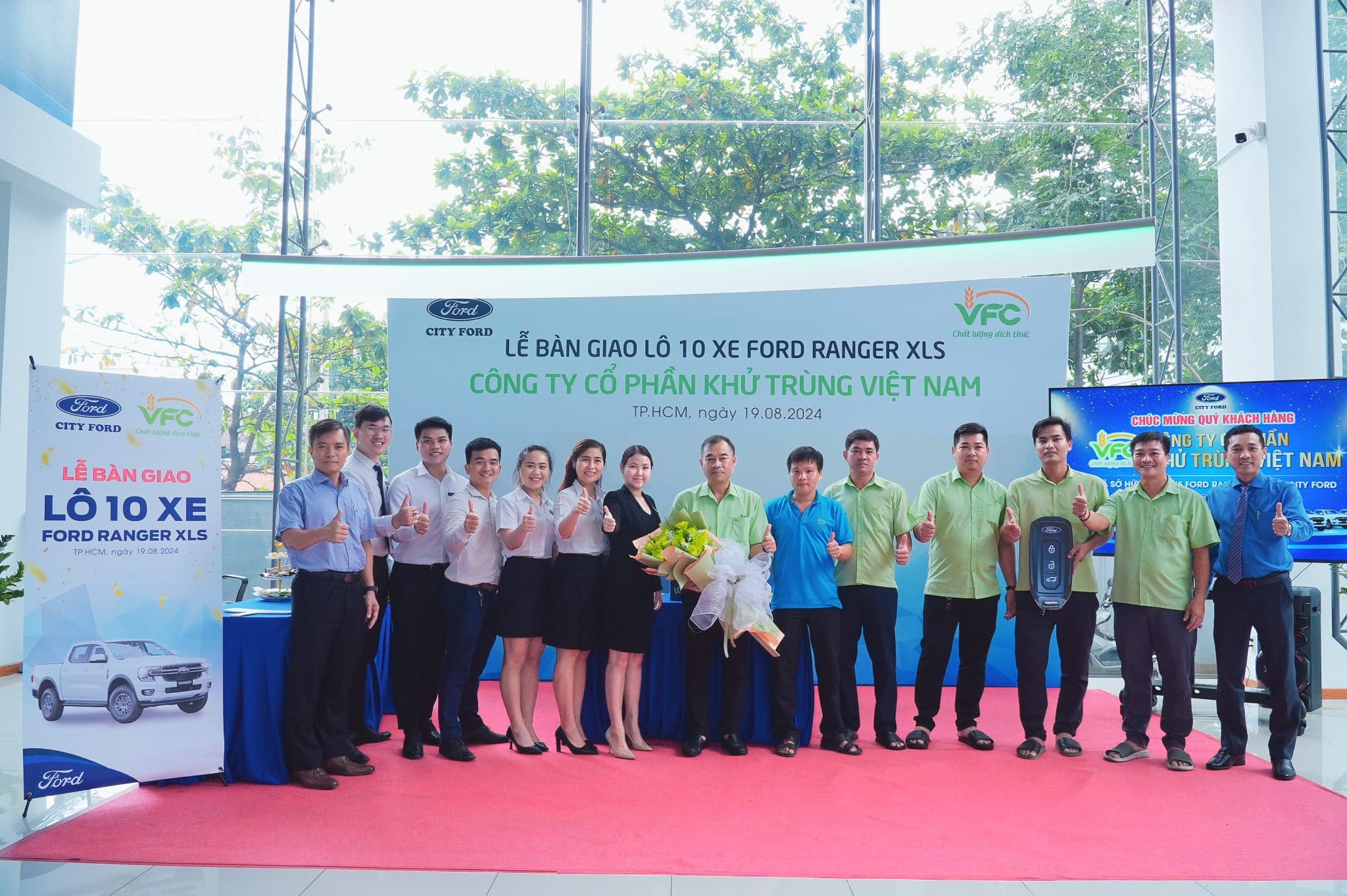 Lễ bàn giao lô 10 xe Ford Ranger XLS cho Công Ty Cổ Phần Khử Trùng Việt Nam