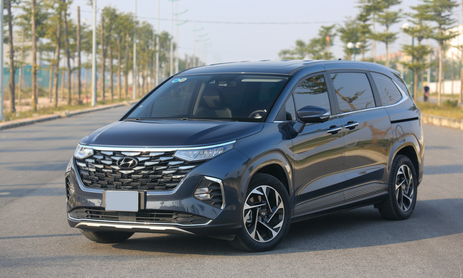 Hyundai Custin – Tận hưởng mọi hành trình